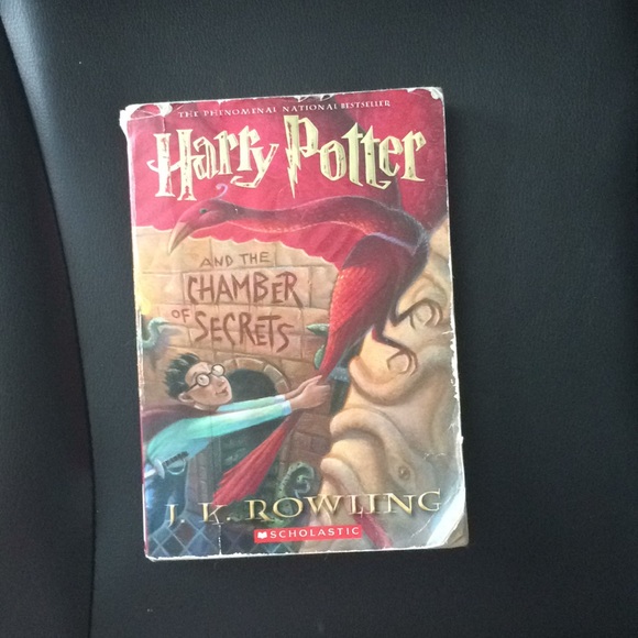 Books - Picture 2 of 4